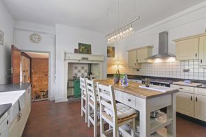 Photo 36- click for photo gallery